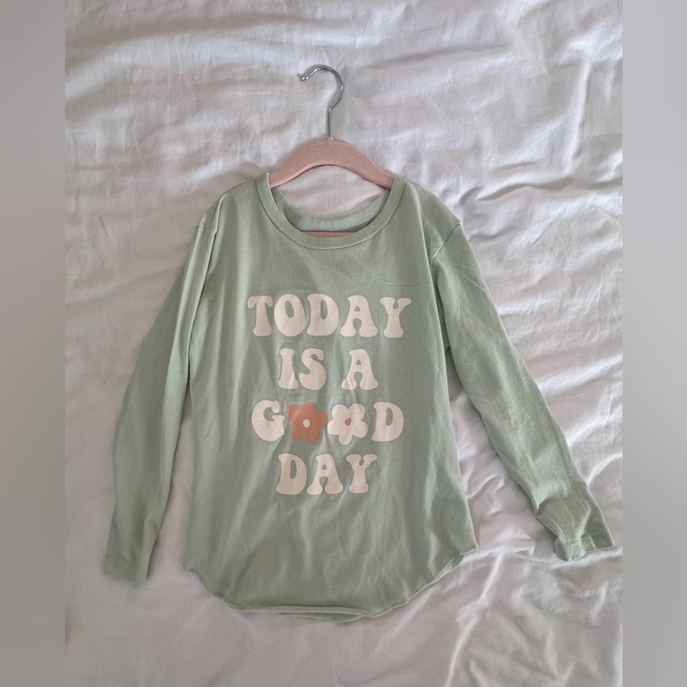 Tiny Whales loose fit tee size 8 never worn excellent condition